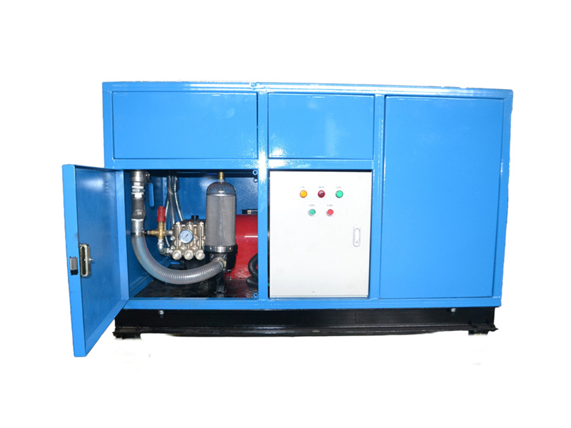 Pipe cleaning machine