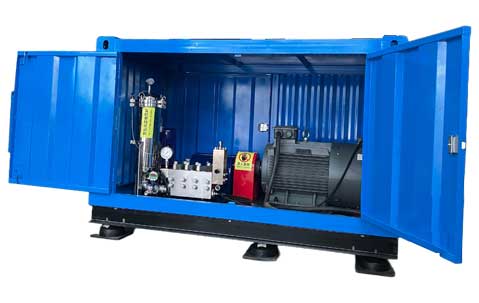 Automatic high-pressure water cleaning line for templates